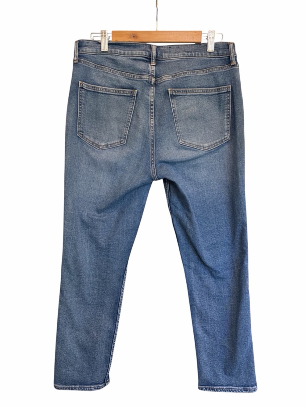 GAP Slim High-Rise Jeans in Medium Blue Wash - Picture 6 of 9